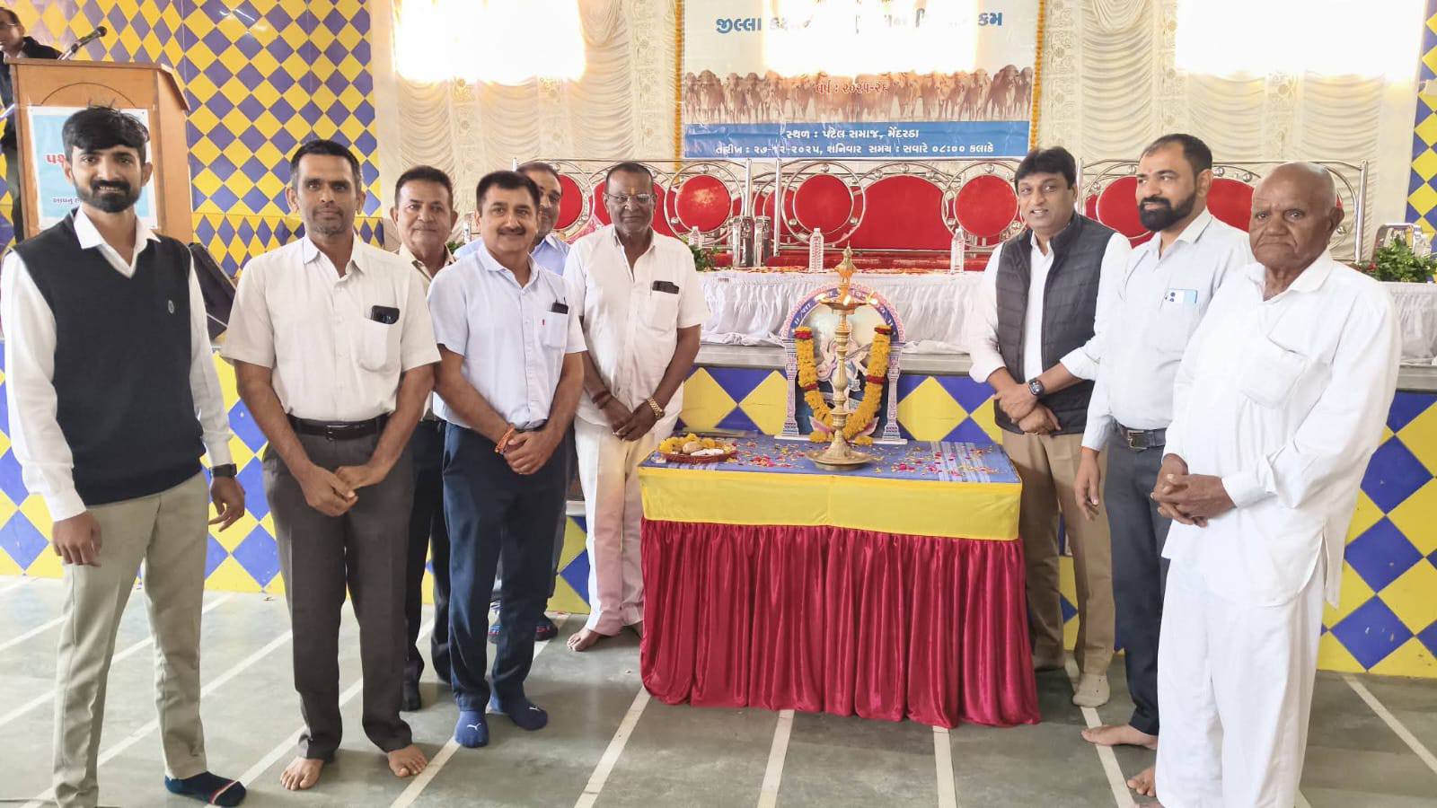 જૂનાગઢમાં જિલ્લા કક્ષાની પશુપાલન શિબિર: ૩૦૦થી વધુ પશુપાલકોને વૈજ્ઞાનિક માર્ગદર્શન