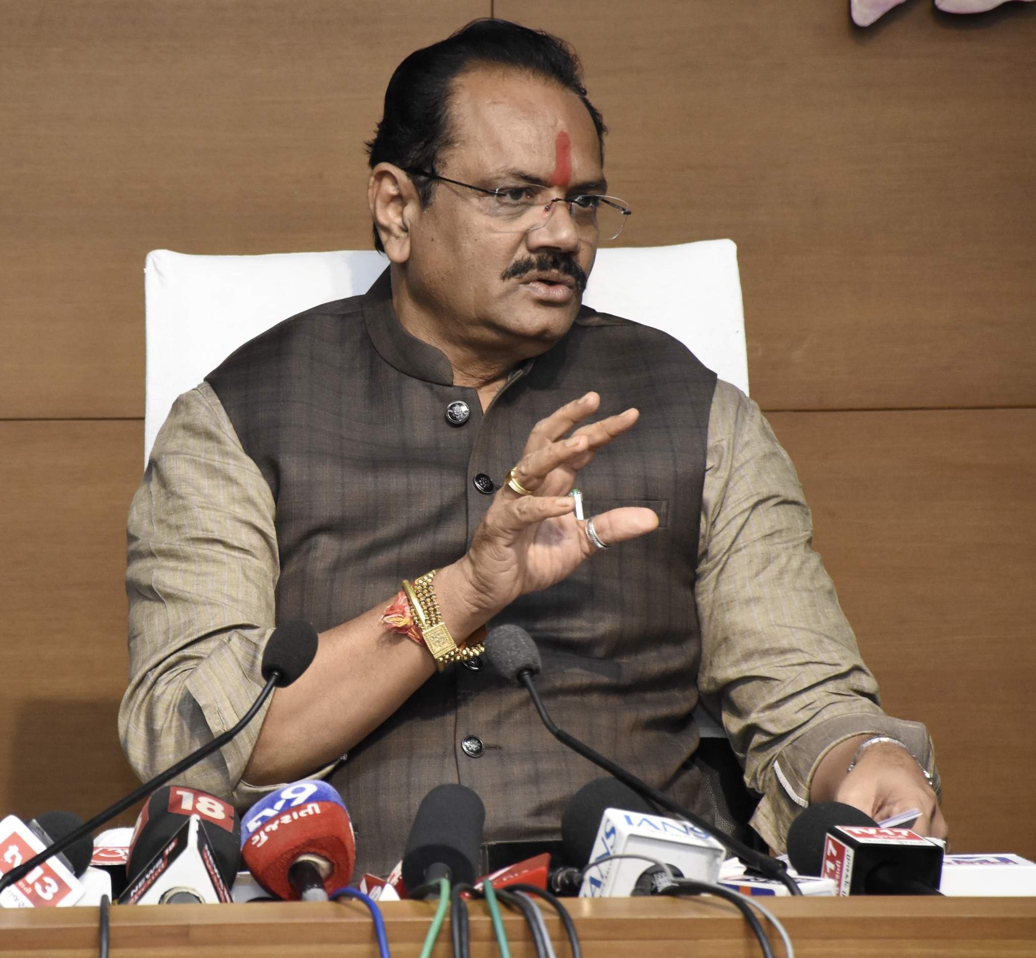 ગુજરાતના 14 સરકારી હોસ્પિટલોમાં દર્દીઓના સગાં માટે ‘વિશ્વામગૃહ’ બનાવવામાં આવશે: મુખ્યમંત્રીનો મહત્વપૂર્ણ નિર્ણય