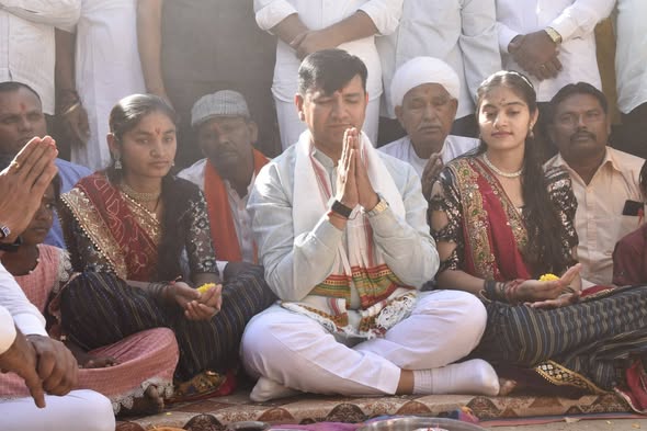 બનાસકાંઠામાં રૂ. 12.4 કરોડના માર્ગ વિકાસ કાર્યનું લોકાર્પણ: અમીરગઢ તાલુકાને મળ્યો વિકાસનો વેગ