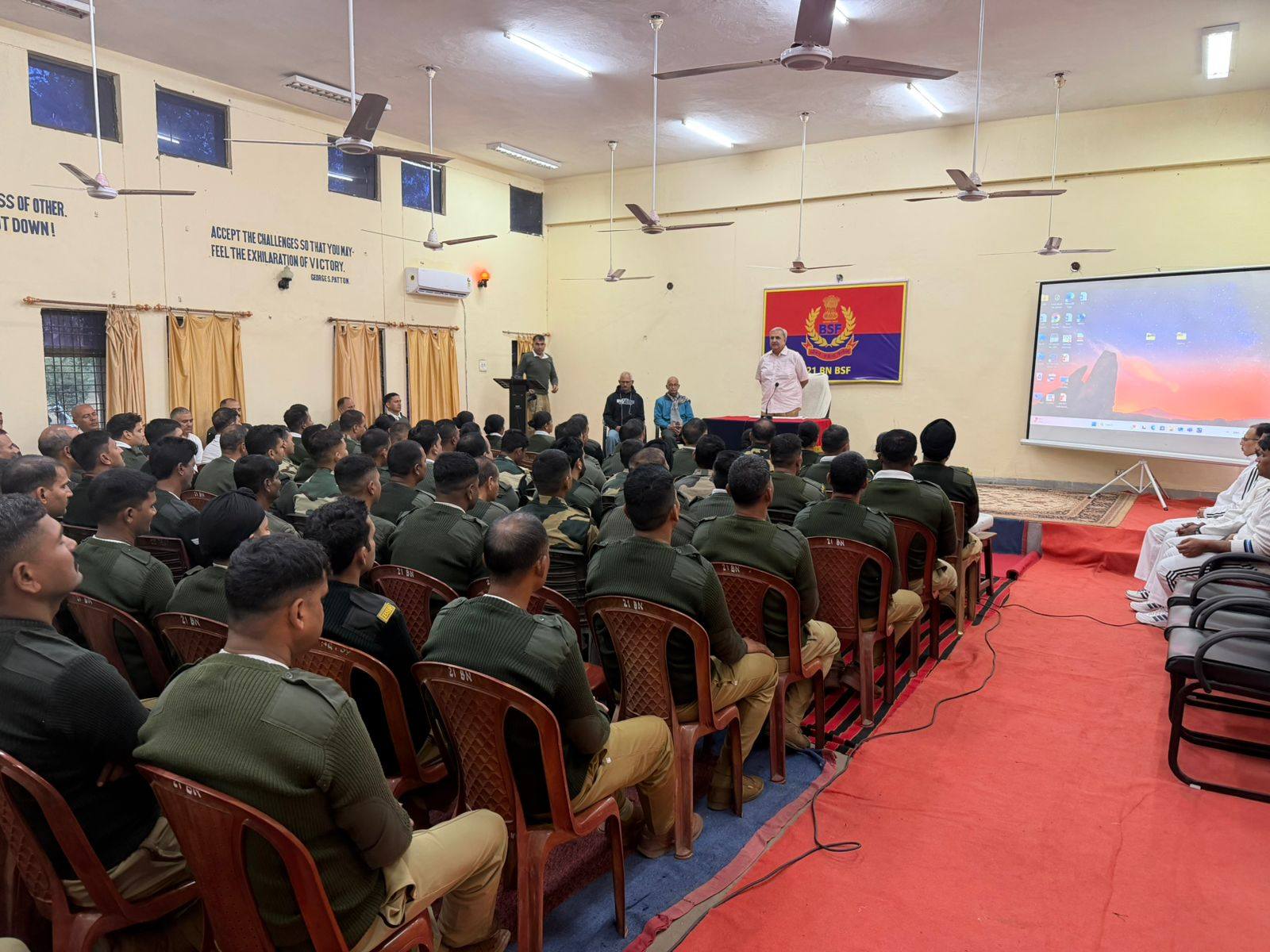 ડાંટીવાડા સ્થિત 21 બટાલિયન BSF ખાતે ત્રણ દિવસીય ધ્યાન શિબિરનું આયોજન, જવાનોને તણાવ વ્યવસ્થાપન માટે માર્ગદર્શન