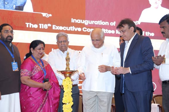 સુરતમાં ઓલ ઈન્ડિયા મેયર્સ કાઉન્સિલની 116મી બેઠકનો ભવ્ય શુભારંભ : વિકસિત ભારત @2047 માટે ગુજરાતનું આગવું માર્ગદર્શન