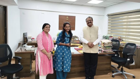 ગાંધીનગરના આયુષ ડોક્ટર નેહલ ગજેરાએ બે રાષ્ટ્રીય એવોર્ડ મેળવી ગુજરાતનું નામ રોશન કર્યું