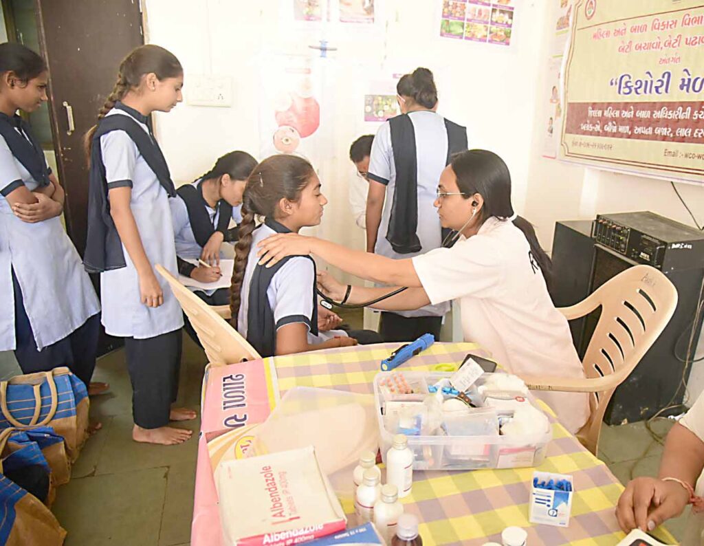 બાવળાની કસ્તુરબા ગાંધી બાલિકા વિદ્યાલયમાં કિશોરી મેળાનો સફળ આયોજન