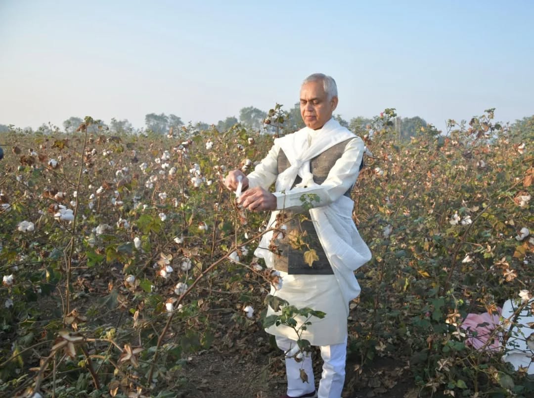 ગ્રામ્ય સંસ્કૃતિ અને પ્રાકૃતિક ખેતીનો જીવંત અનુભવ: લુણીવાવ ગામે રાજ્યપાલ શ્રી આચાર્ય દેવવ્રતજીની અનોખી મુલાકાત