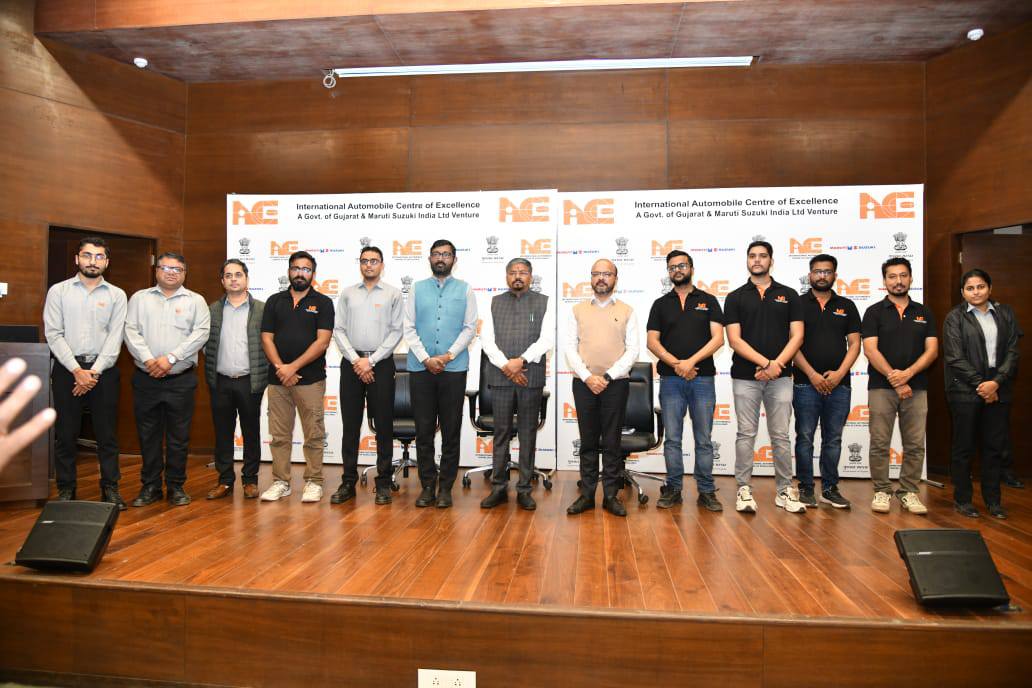 આદિવાસી યુવાનો માટે રાજ્ય સરકારની પહેલ: IACE ગાંધીનગરમાં તાલીમ પૂર્ણ કરનાર 376 વિદ્યાર્થીઓને પ્રમાણપત્ર અને 100% રોજગાર સફળતા