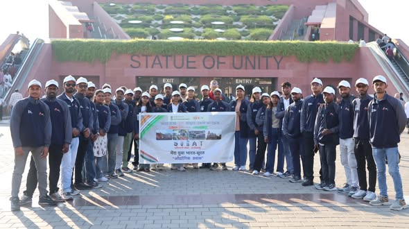 માય ભારત સુરત દ્વારા આંતરરાજ્ય યુવા આદાન-પ્રદાન કાર્યક્રમ યોજાયો, છત્તીસગઢના ૩૭ યુવાનોએ સુરત અને કેવડિયાની મુલાકાત લીધી