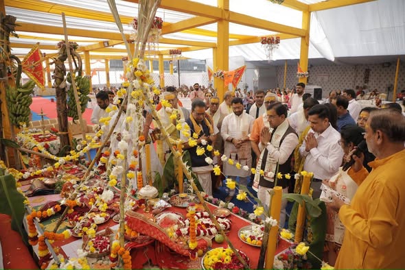 બારડોલીમાં આગસી માતા સ્વપ્ન મંદિરના સુવર્ણ મહોત્સવ નિમિત્તે ઈ.એન.ટી. સુપરસ્પેશિયાલિટી હોસ્પિટલનું ભવ્ય લોકાર્પણ