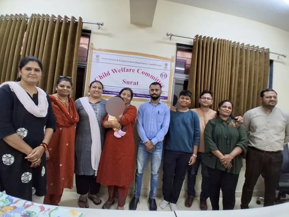 સુરતના બે અનાથ બાળકોને મળ્યું નવું પરિવાર: જિલ્લા કલેક્ટર ડૉ. સૌરભ પારધી દ્વારા પ્રી-એડોપ્શન ફોસ્ટર કેર આદેશ આપ્યો