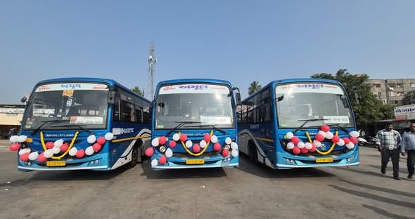 નાયબ મુખ્યમંત્રી હર્ષ સંઘવીની તાત્કાલિક કાર્યવાહીથી આણંદ–ડાકોર અને આણંદ–બોરસદ લોકલ બસ સેવાના નવા રૂટ શરૂ