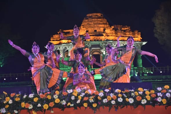 મોઢેરા સૂર્યમંદિરે શાસ્ત્રીય નૃત્યનો મહાકુંભ: ‘ઉત્તરાર્ધ મહોત્સવ–2026’નો ભવ્ય આરંભ