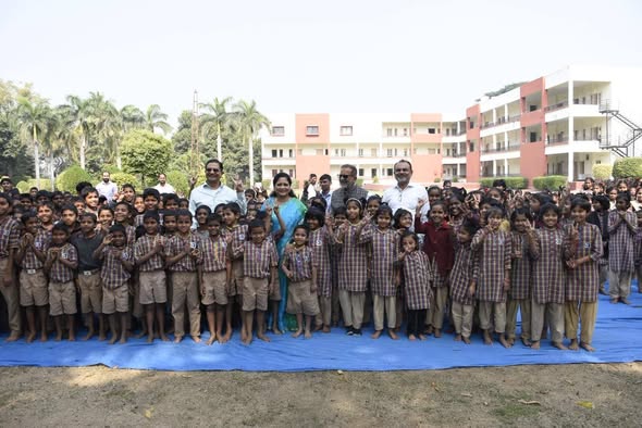 સામાજિક ન્યાય રાજ્યમંત્રી ડૉ. મનીષાબેન લોયરે કામરેજના અંબોલી સ્થિત ‘જન્નીધામ’ મહિલા સુરક્ષા ગૃહની મુલાકાત લીધી