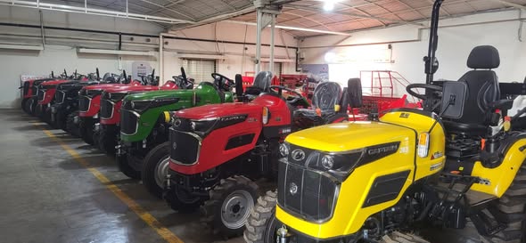 રાજકોટમાં બનેલા મિનિ ટ્રેક્ટર ખેતરે-ખેતરે પહોંચ્યા – VGRCથી સૌરાષ્ટ્રના ઉદ્યોગ અને કૃષિને નવી દિશા