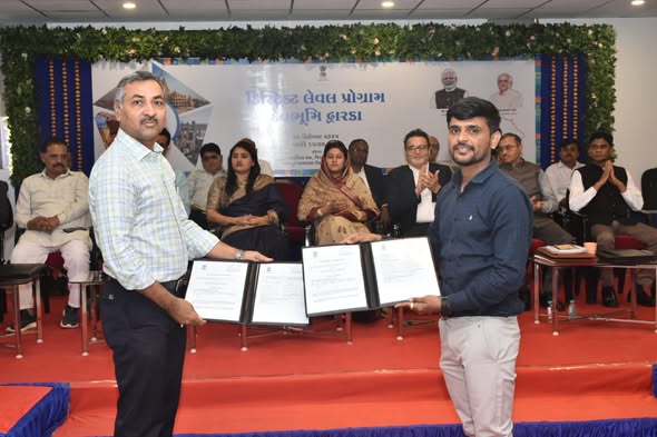 વાઇબ્રન્ટ ગુજરાત રિજનલ કોન્ફરન્સ સૌરાષ્ટ્ર-કચ્છ પૂર્વે દેવભૂમિ દ્વારકામાં ₹7 હજાર કરોડથી વધુના 23 એમઓયુ, ટકાઉ વિકાસ તરફ મોટું પગલું