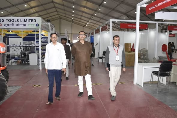 મારવાડી યુનિવર્સિટીમાં વાયબ્રન્ટ ગુજરાત રિજનલ કોન્ફરન્સની તૈયારીઓનું રાજ્યમંત્રી ત્રિકમ ચાંગાએ કર્યું નિરીક્ષણ