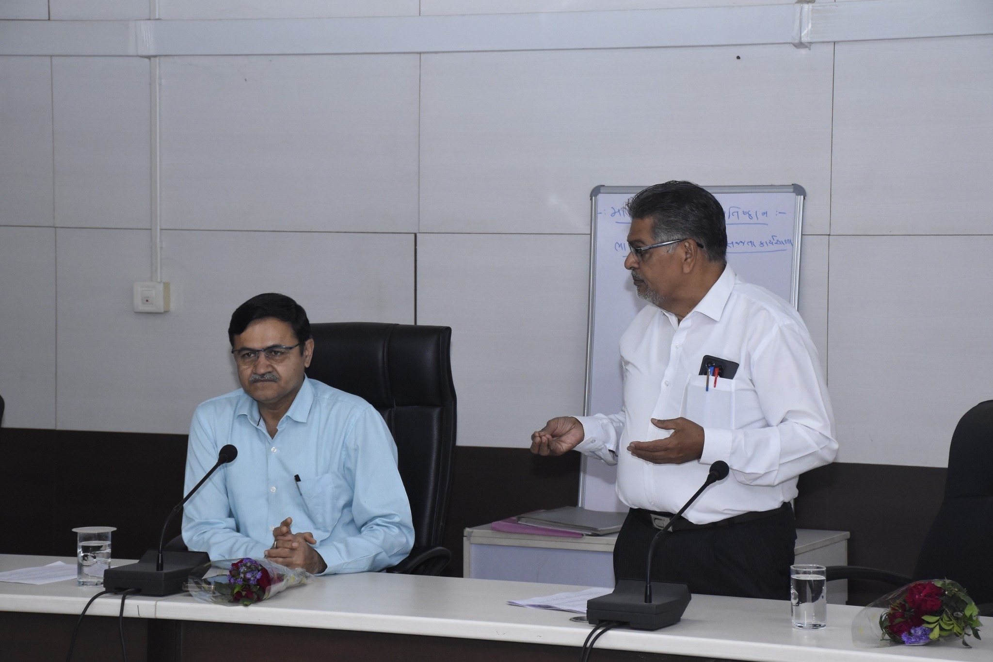 વિશ્વ માતૃભાષા દિવસ નિમિત્તે ગુજરાત સરકારની અનોખી પહેલ: ગુજરાતી ભાષાના સંવર્ધન માટે એકદિવસીય વર્કશોપ યોજાયો