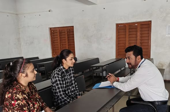 Government Science College, Veraval ખાતે મેગા પ્લેસમેન્ટ કેમ્પ: ૧૨ પ્રતિષ્ઠિત કંપનીઓએ વિદ્યાર્થીઓના ઈન્ટરવ્યુ લીધા