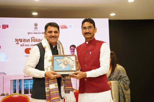 “યોગમય વિધાનસભા” તરફ એક પગલું: ગાંધીનગરમાં ધારાસભ્યો માટે યોગ સંવાદ કાર્યક્રમ યોજાયો