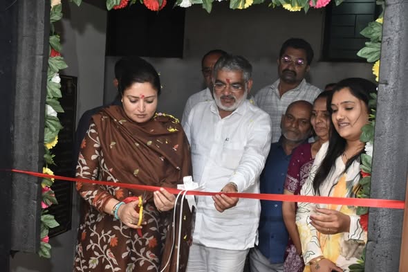 ખંભાળિયા નગરપાલિકામાં રૂ.21 કરોડથી વધુના વિકાસકાર્યો: સાંસદ પૂનમબેન માડમ અને ધારાસભ્ય મુળુભાઈ બેરા દ્વારા લોકાર્પણ અને ખાતમુહૂર્ત