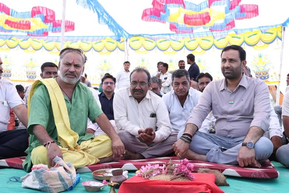 દેવગામમાં રૂ. ૭૮ લાખના પાણી પુરવઠા વિકાસકાર્યોનું ખાતમુહૂર્ત, ઊર્જા રાજ્યમંત્રી કૌશિકભાઈ વેકરીયાના હસ્તે શરૂઆત