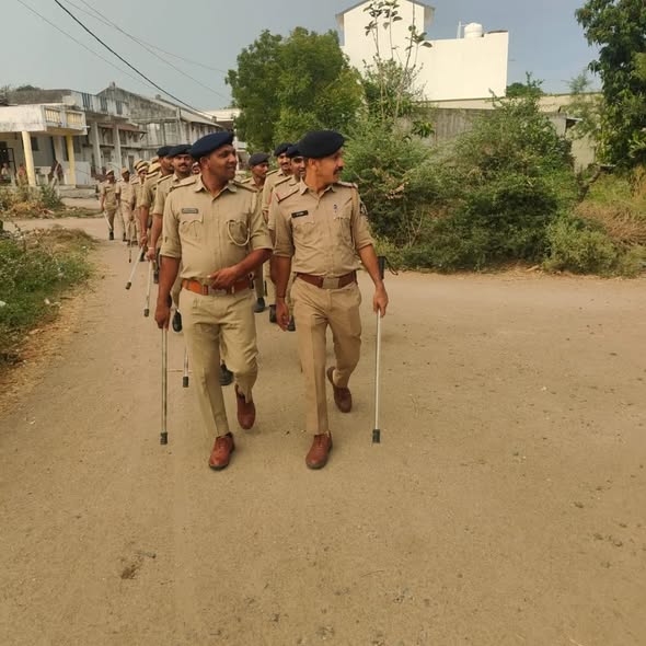 સ્થાનિક સ્વરાજ્ય ચૂંટણી પૂર્વે રાજપીપળા વિભાગમાં પોલીસનું એરીયા ડોમિનેશન, ક્રિટિકલ બુથો પર ફૂટ પેટ્રોલિંગ