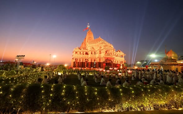 શ્રદ્ધાનું શિખર અને વિકાસનો માર્ગ: સોમનાથના 75 વર્ષનું અમૃત મહોત્સવ ઉજવણીમાં ભક્તિ અને આધુનિકતાનો અદ્વિતીય સંગમ