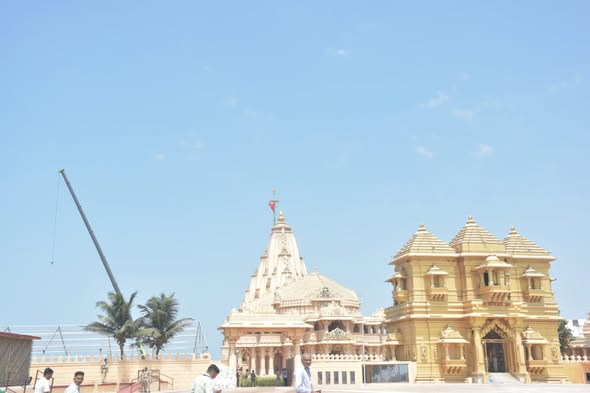 સોમનાથમાં ઇતિહાસ રચાશે: ૧૧ તીર્થોના જળથી મંદિરના શિખર પર પહેલીવાર કુંભાભિષેક